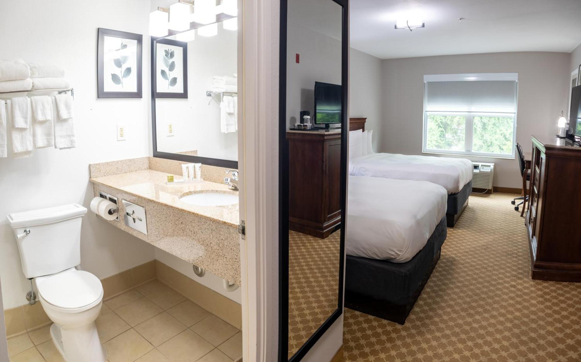 Hotel Country & By Radisson, Wilmington, Nc Wilmington