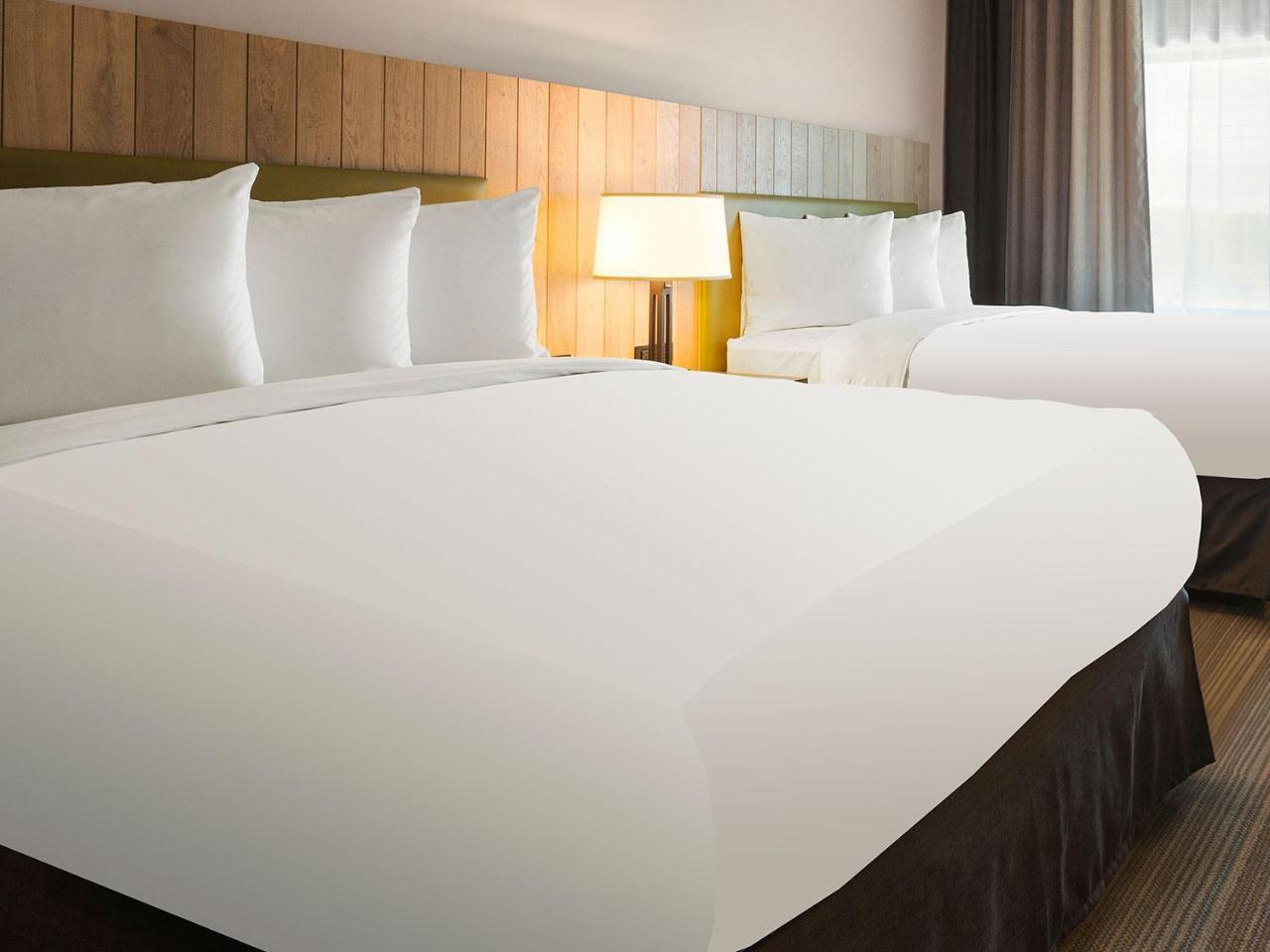 Country & By Radisson, Wilmington, Nc Hotel
