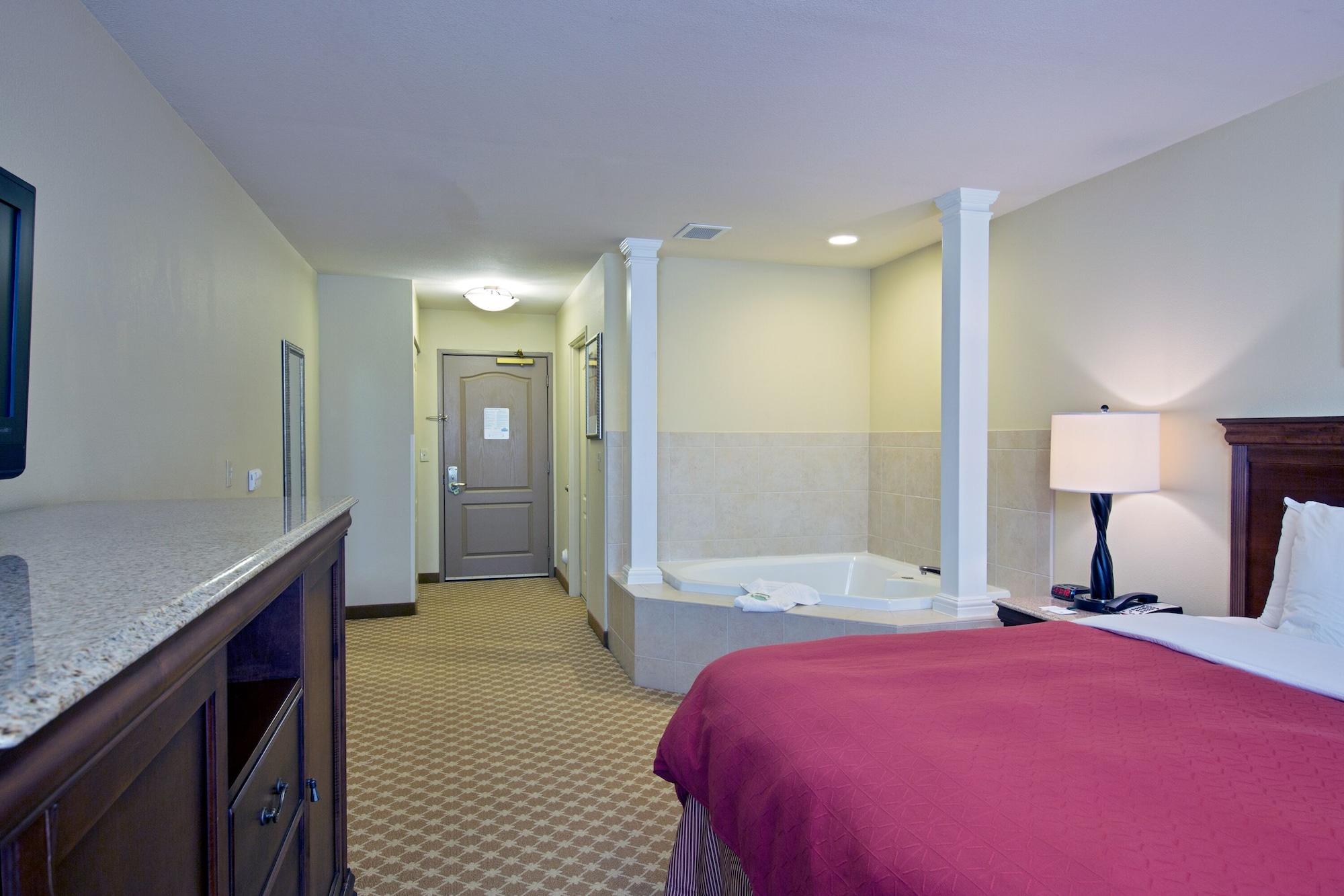 Country & By Radisson, Wilmington, Nc Hotel