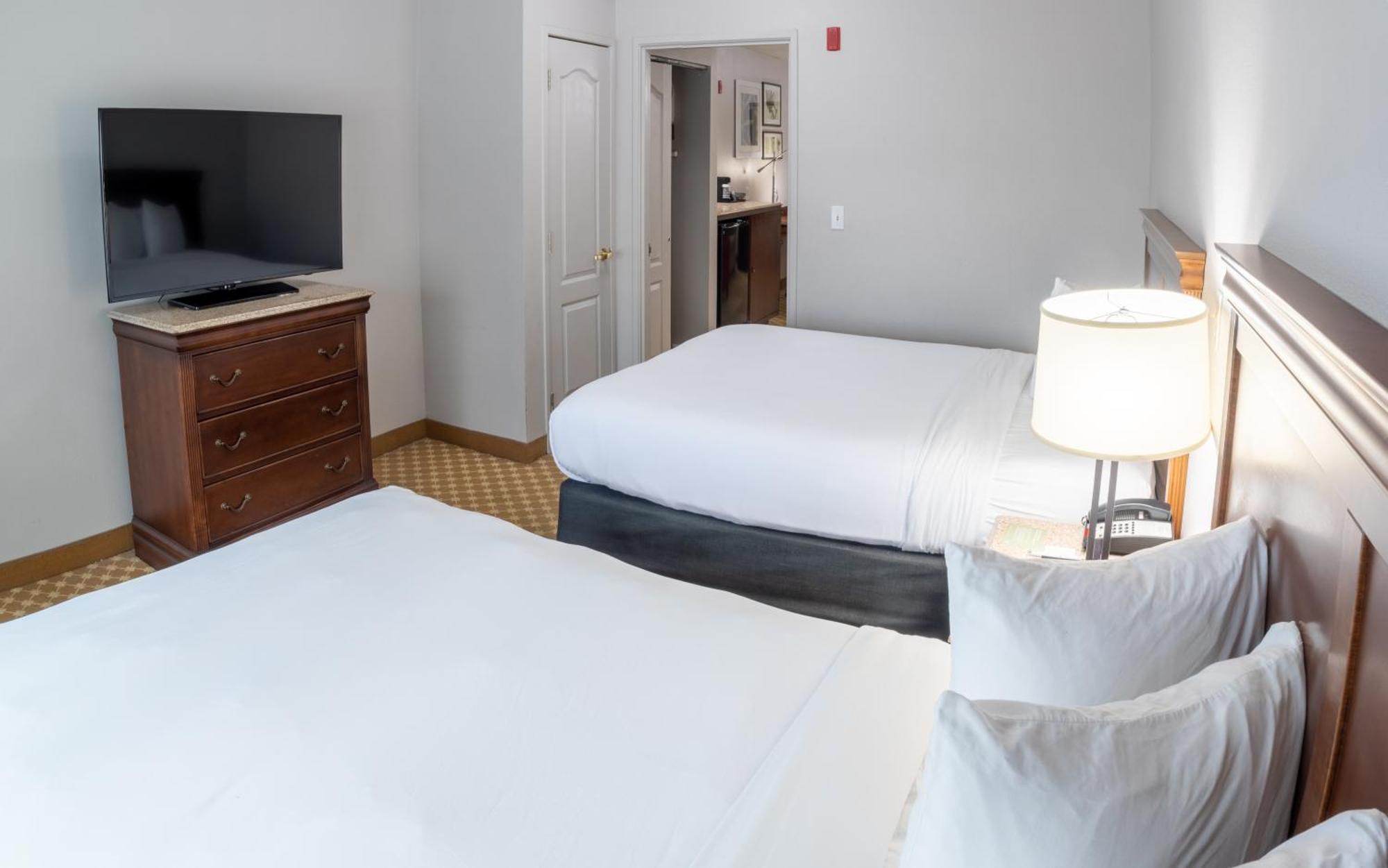 Country & By Radisson, Wilmington, Nc Hotel Wilmington