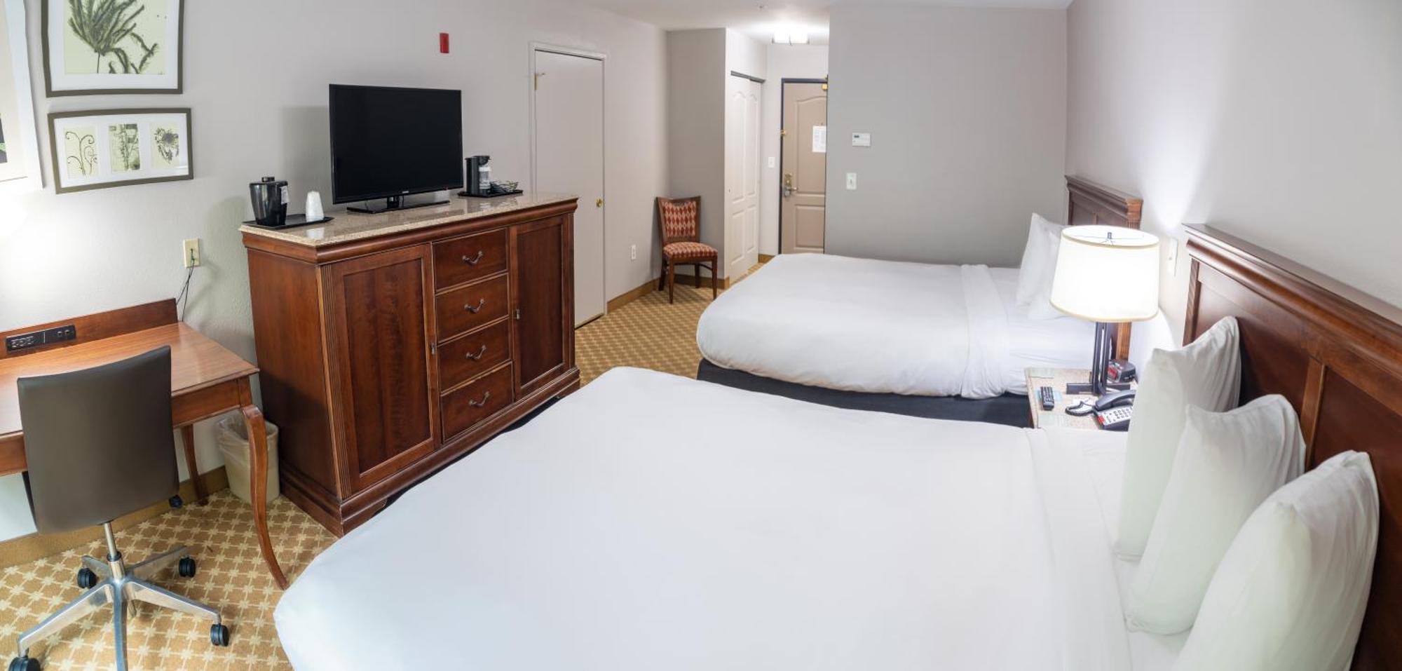 Hotel Country & By Radisson, Wilmington, Nc Wilmington