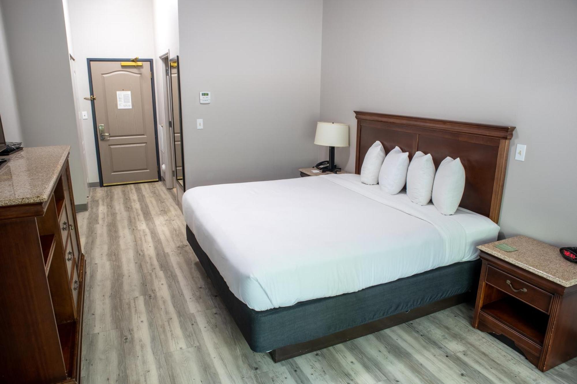 Country & By Radisson, Wilmington, Nc 3*